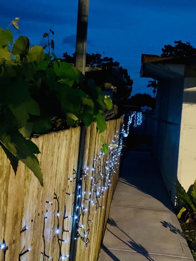 Churchill'S B&B Twin Spa Getaway Studio Swansea Exterior foto